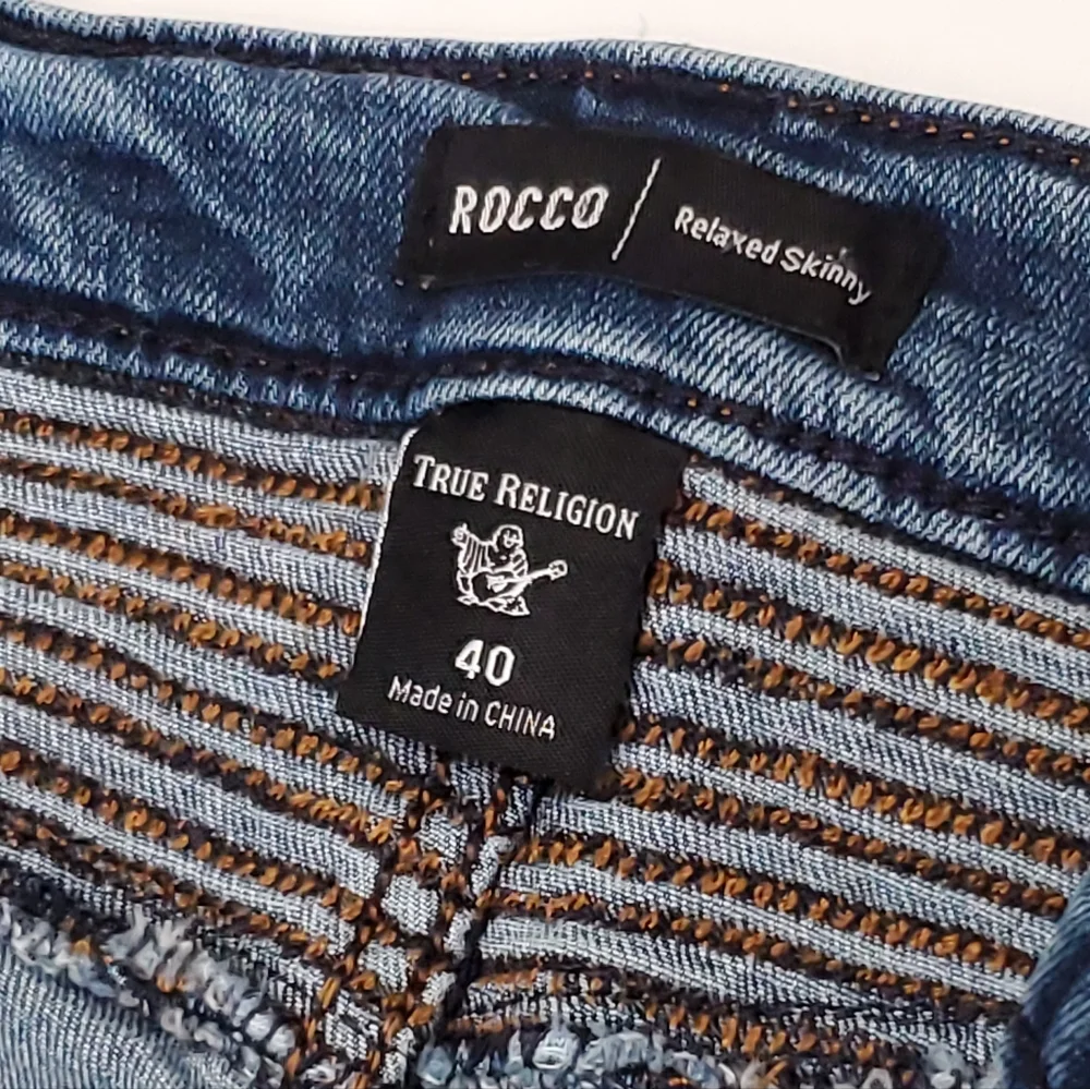 True Religion Men's Moto Blue Jeans ROCCO RELAXED SKINNY Size 40 Zip Pockets
